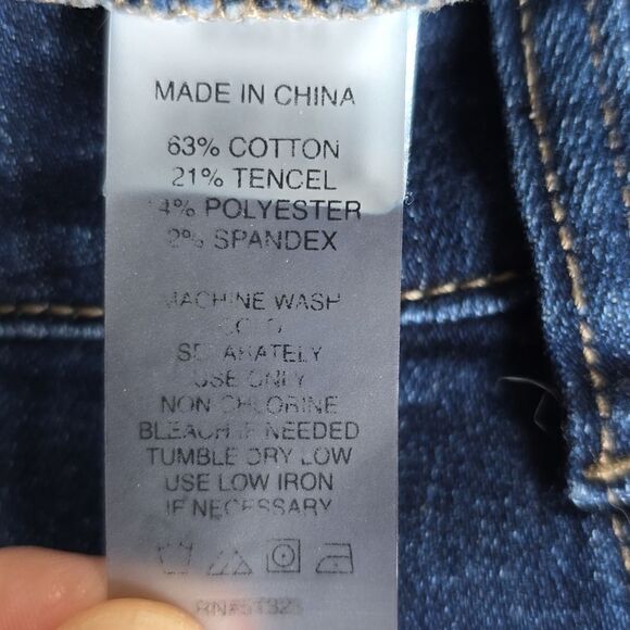 Two By Vince Camuto Mid-Rise Frayed Hem Skinny Jeans - Size 0/25 - Picture 13 of 14